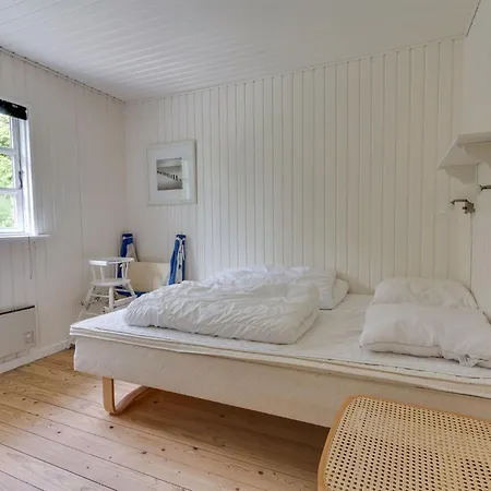 Blazo - 400m From The Sea By Interhome *